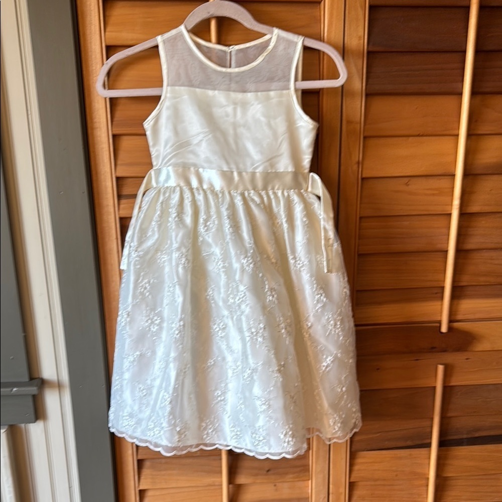 American Princess cream colored girls Easter dress size 7
